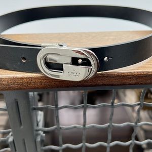 Vintage Gucci black leather belt